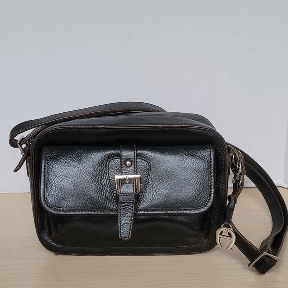 Etienne Aigner Black Leather Adjustable Strap Crossbody Camera Bag Purse - Picture 3 of 16